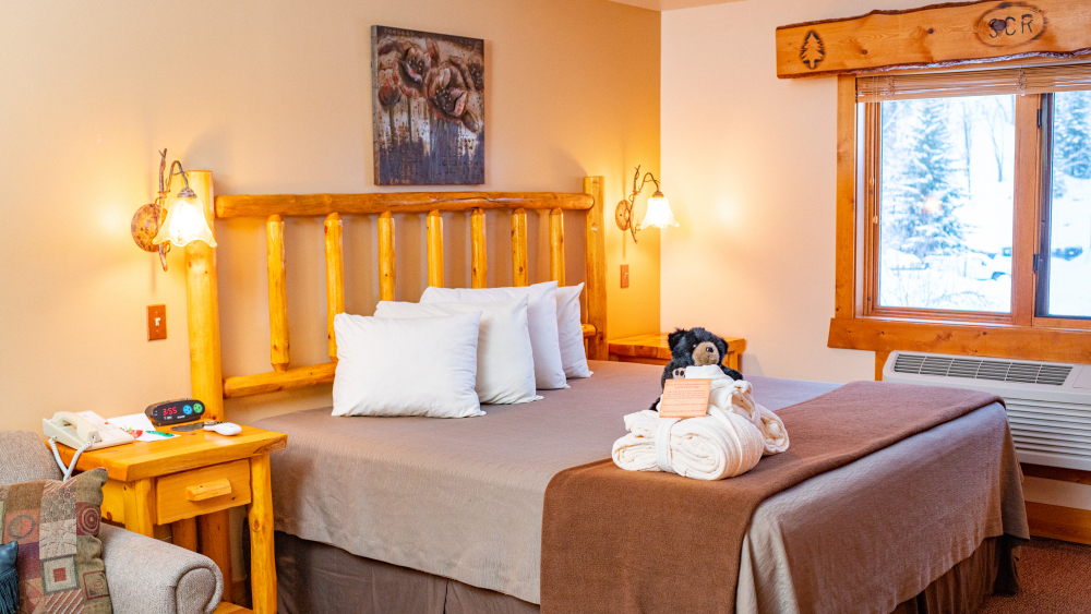 Spearfish Canyon Lodge's Potato Creek Suite - 1 King Bed 