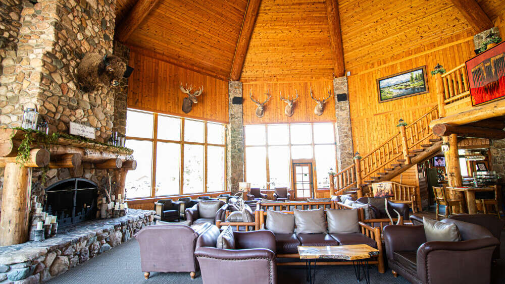 Spearfish Canyon Lodge - Great Room
