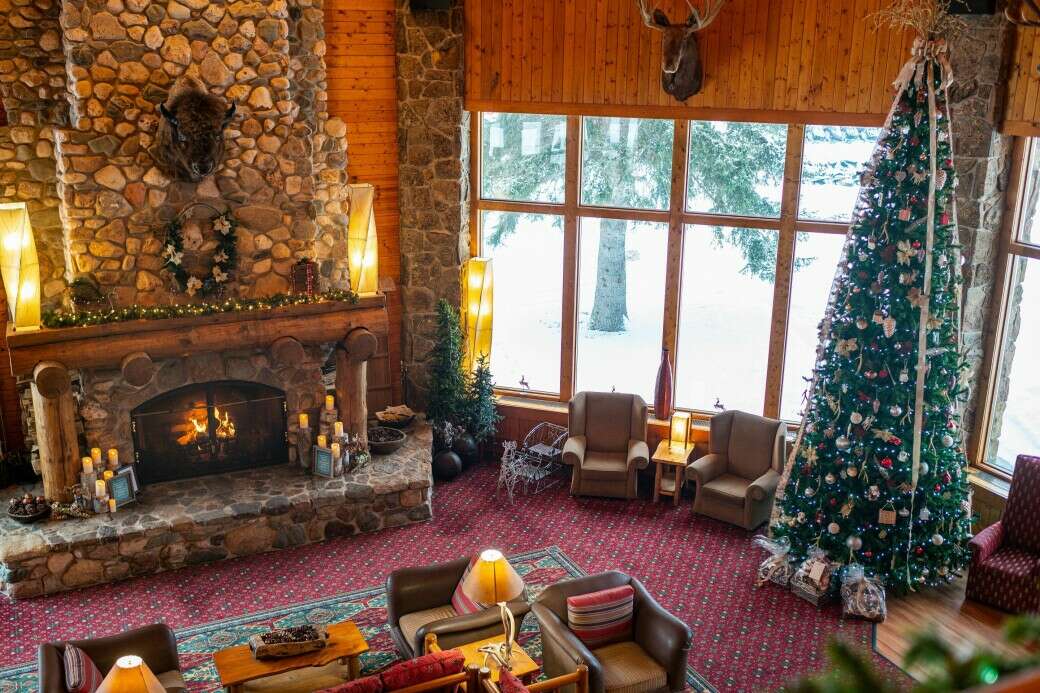 Spearfish Canyon Lodge Great Room at Christmas Time