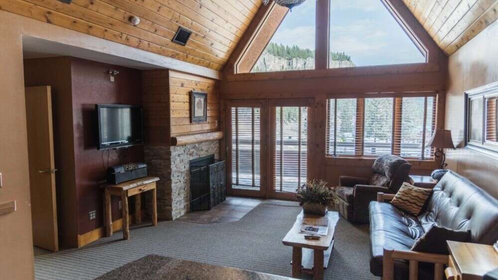 Roosevelt Suite - Living room area