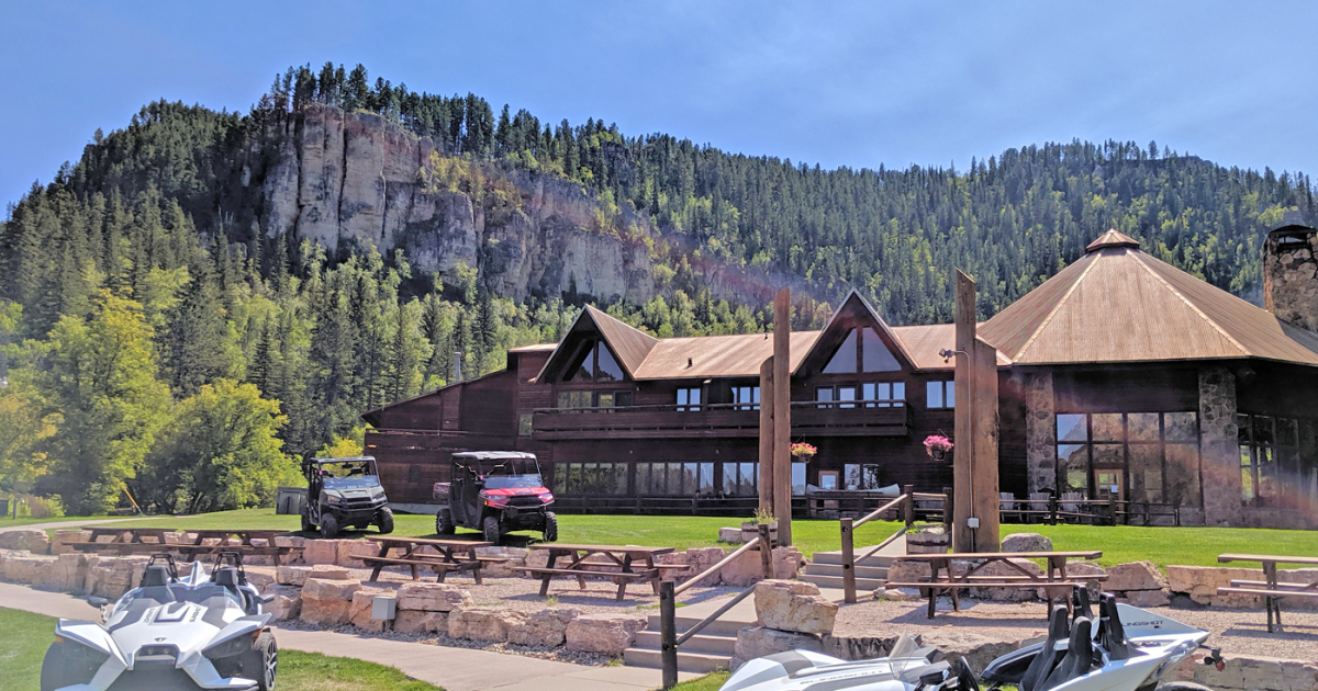 Spearfish Canyon Lodge - Black Hills Resort with Hotel, Restaurant ...